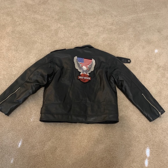 Harley Davidson Motorcycles Vinyl Biker Jacket. Zipper down and buttons. Large - Picture 4 of 9
